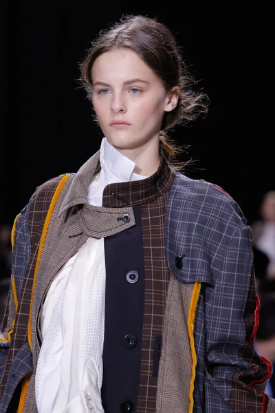 Look 34